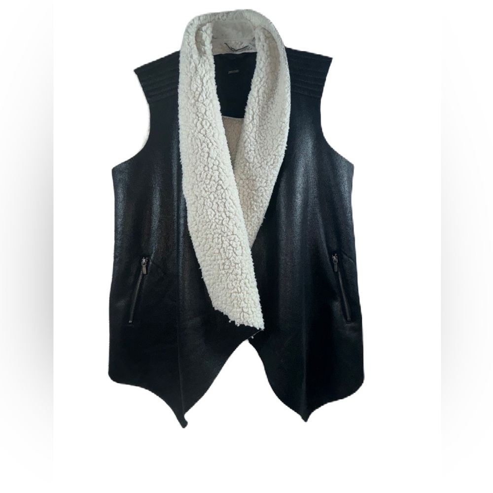 Aldo Black and White Faux Sherpa Fur Faux Leather Vest SizeL